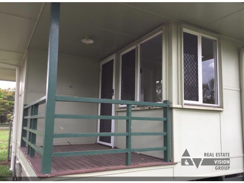 7 Seeman St, Blackwater QLD 4717