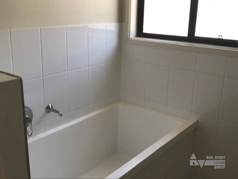 45 Newman Dr, Emerald QLD 4720