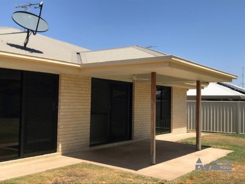 45 Newman Dr, Emerald QLD 4720