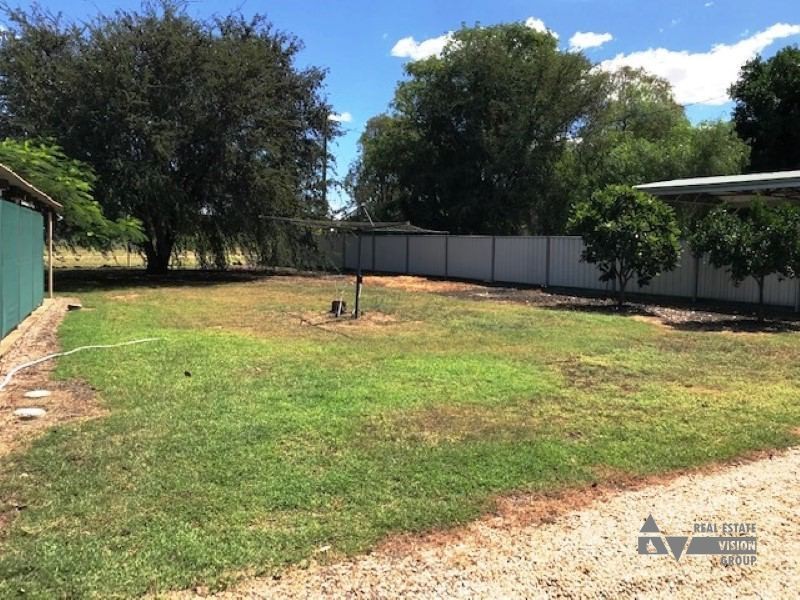 108 Rifle Range Rd, Sapphire QLD 4702