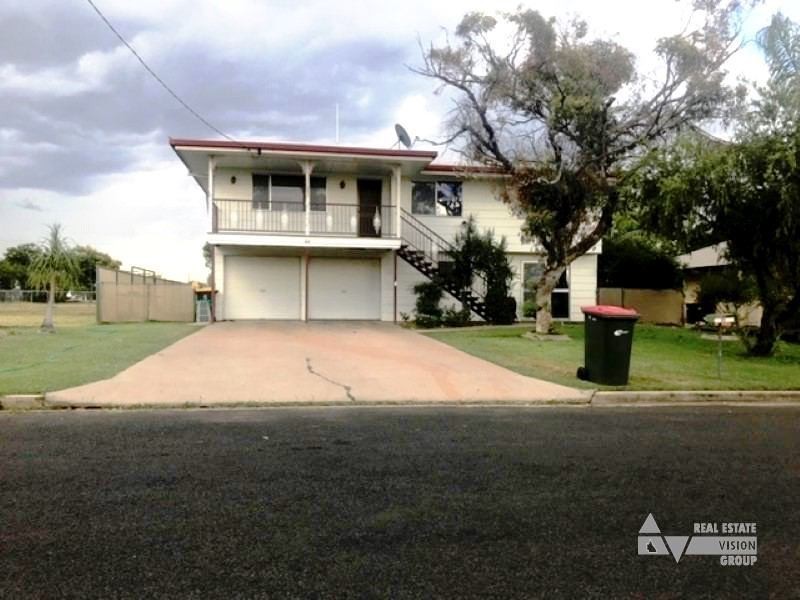 22 Pandanus St, Blackwater QLD 4717