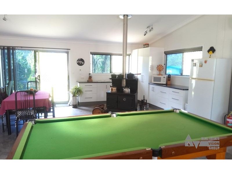 172 Goanna Flats Rd, Rubyvale, The Gemfields QLD 4702