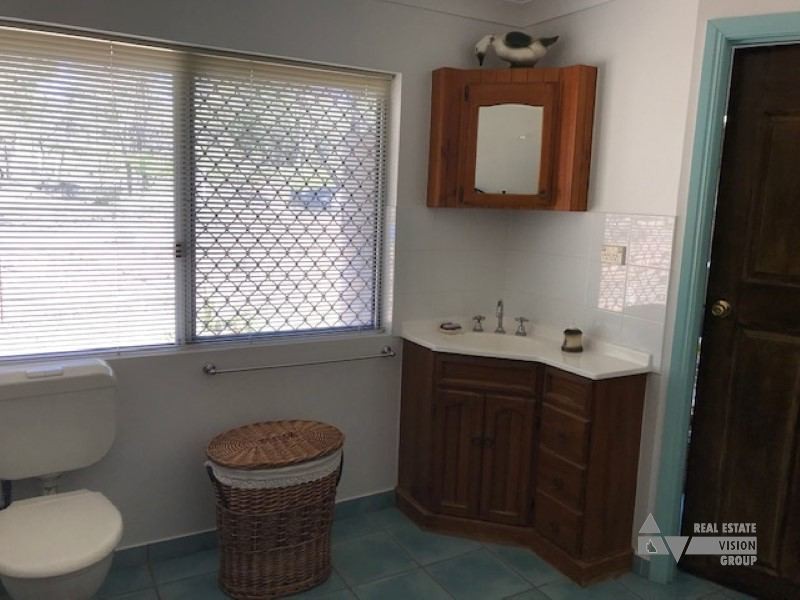 172 Goanna Flats Rd, Rubyvale, The Gemfields QLD 4702