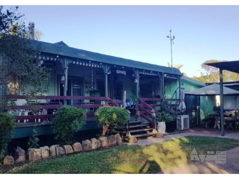 21 East St, Bluff QLD 4702