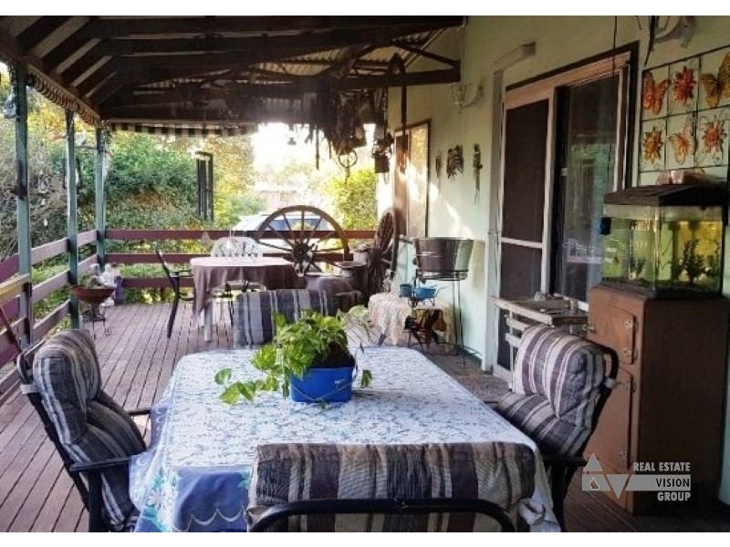 21 East St, Bluff QLD 4702