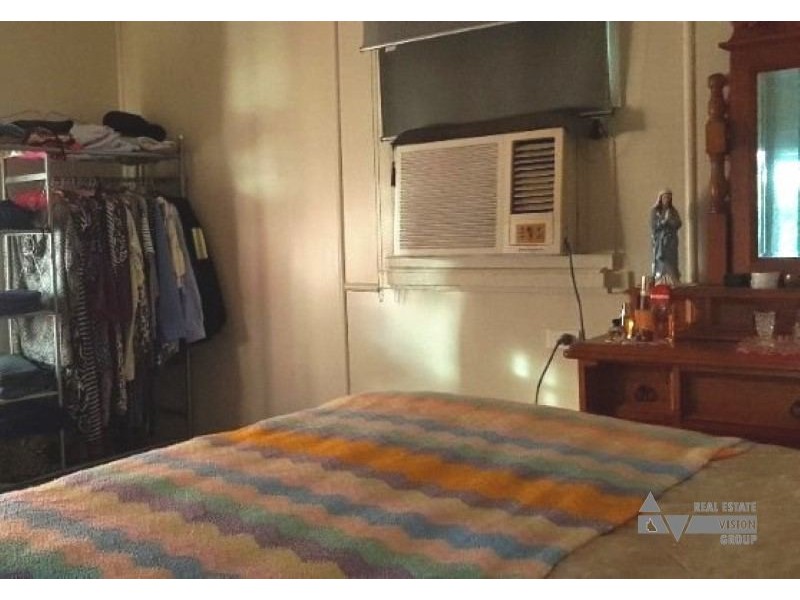 21 East St, Bluff QLD 4702