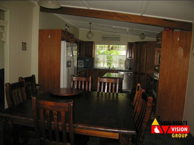 17-19 East Street, Bluff QLD 4702