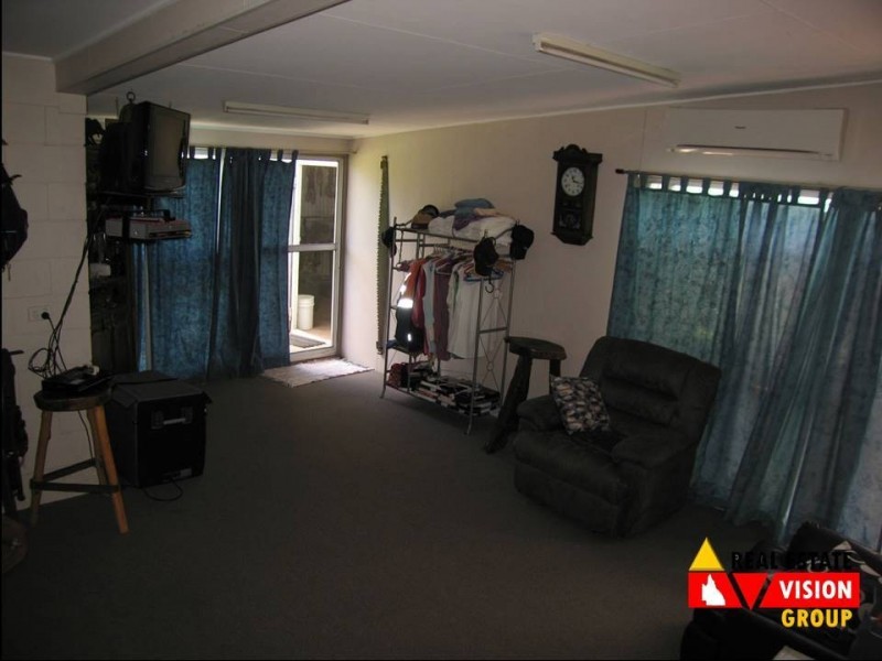 17-19 East Street, Bluff QLD 4702