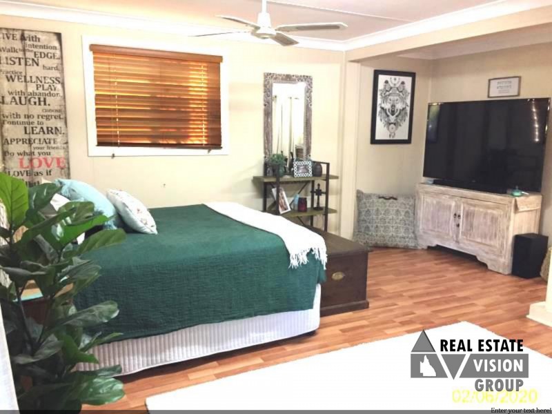 16 Birt St, Blackwater QLD 4717
