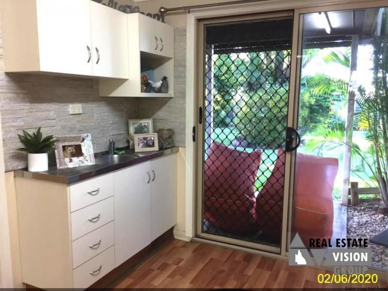 16 Birt St, Blackwater QLD 4717