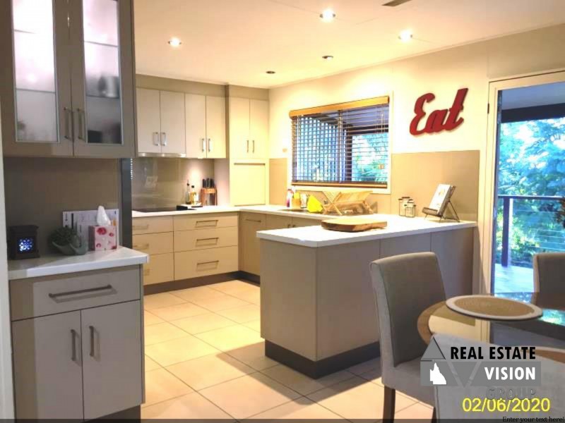 16 Birt St, Blackwater QLD 4717