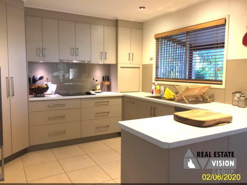 16 Birt St, Blackwater QLD 4717