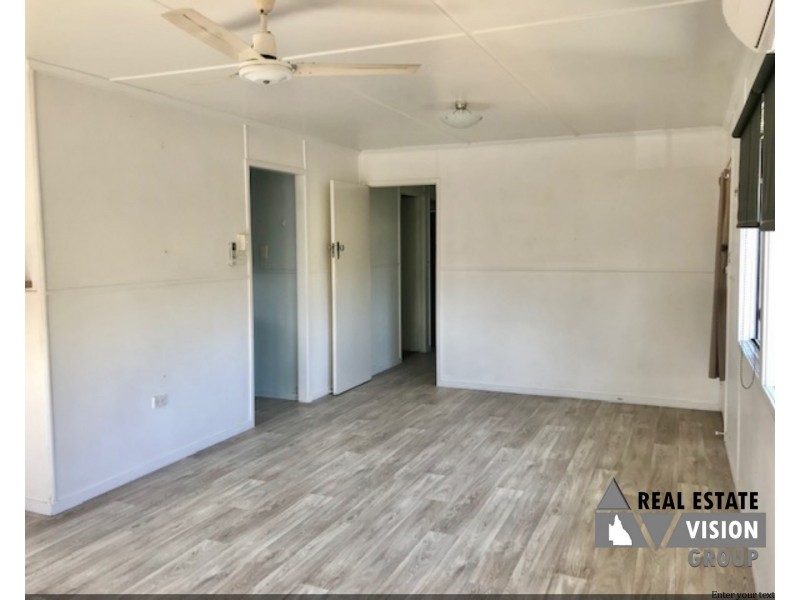 10 Seeman St, Blackwater QLD 4717