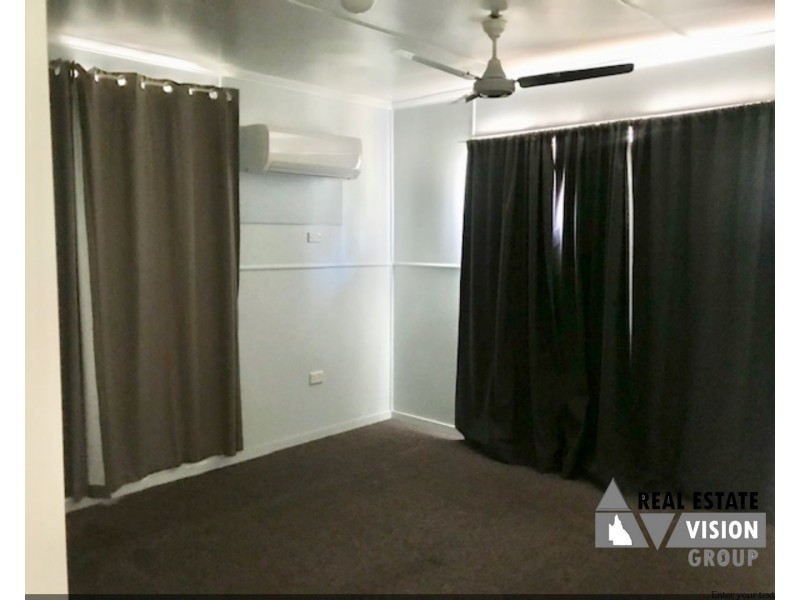 10 Seeman St, Blackwater QLD 4717