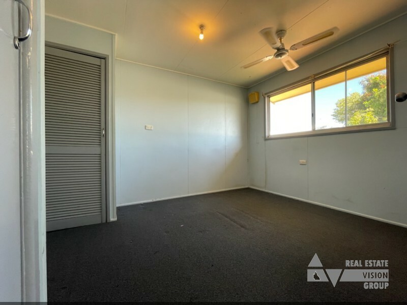 13 Stower St, Blackwater QLD 4717