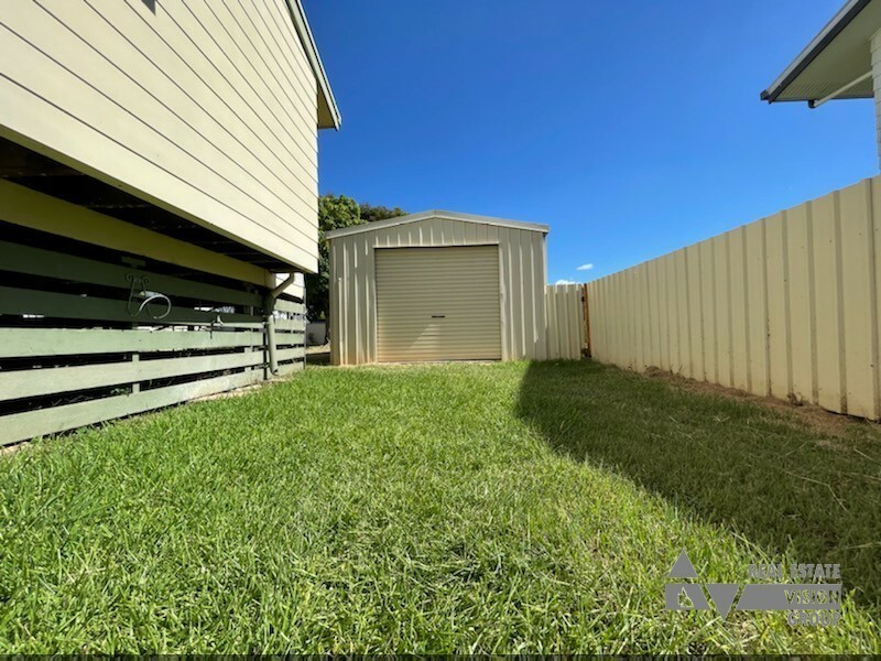 13 Stower St, Blackwater QLD 4717