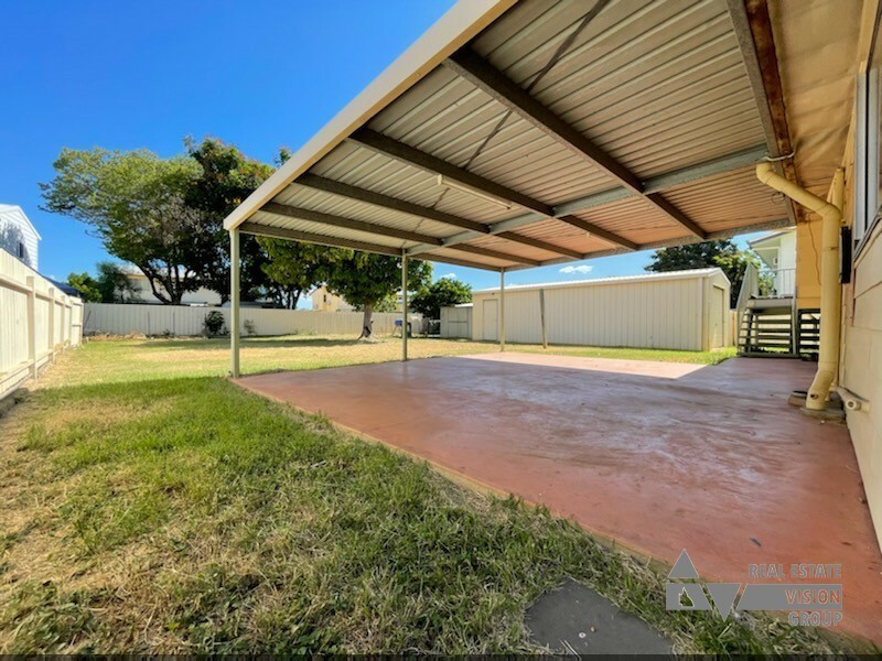 13 Stower St, Blackwater QLD 4717