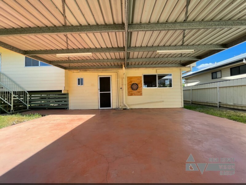 13 Stower St, Blackwater QLD 4717