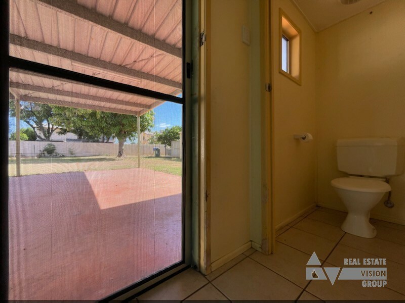 13 Stower St, Blackwater QLD 4717