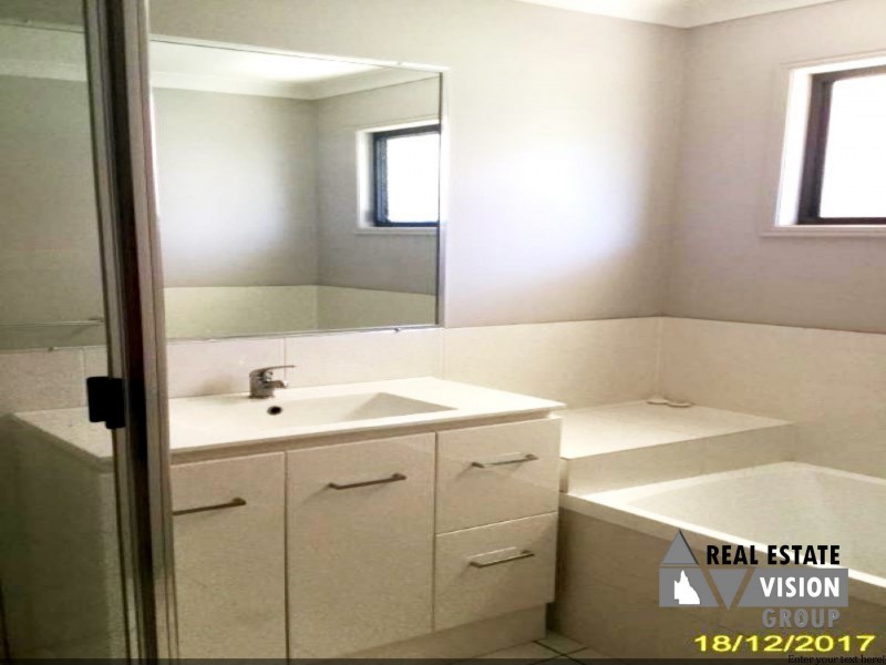 22 Manna St, Blackwater QLD 4717