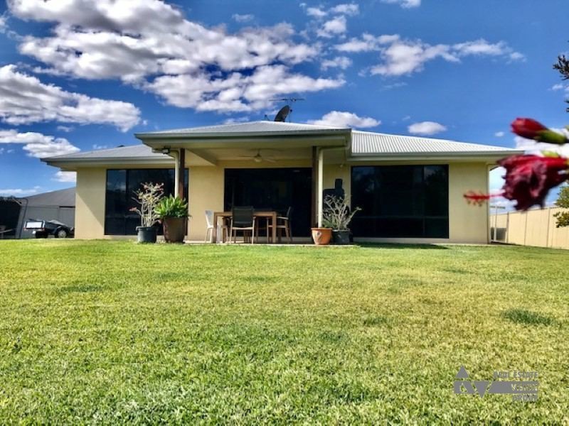 14 Baird St, Emerald QLD 4720