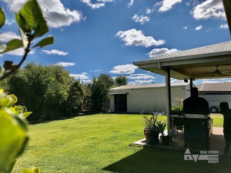 14 Baird St, Emerald QLD 4720