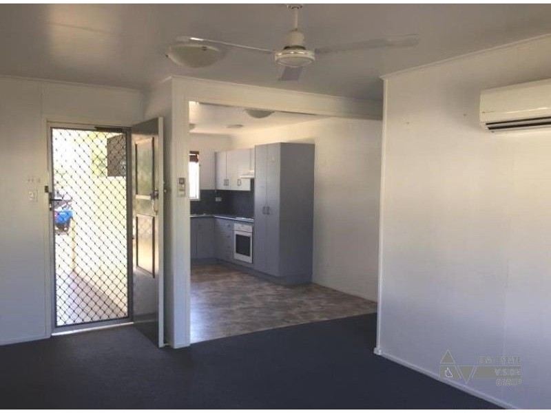 40 Myall St, Blackwater QLD 4717