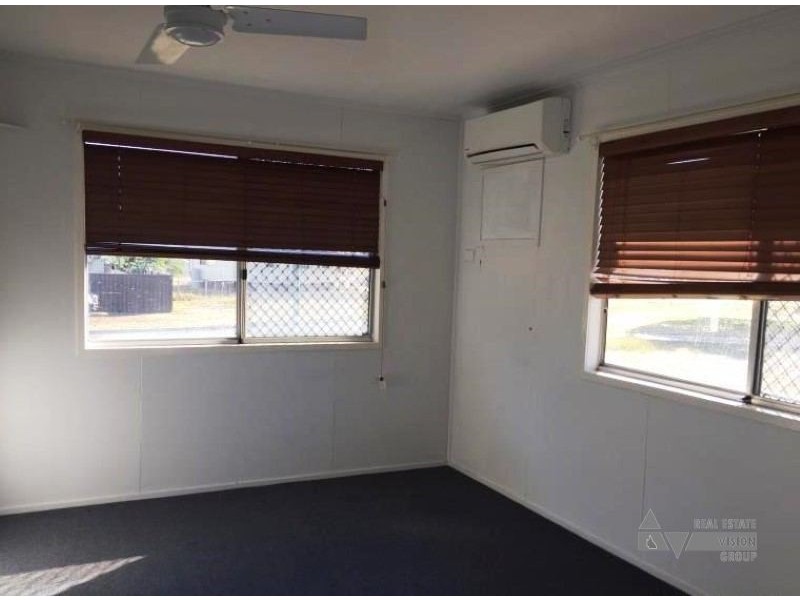 40 Myall St, Blackwater QLD 4717