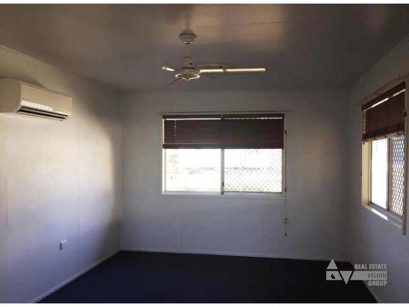 40 Myall St, Blackwater QLD 4717