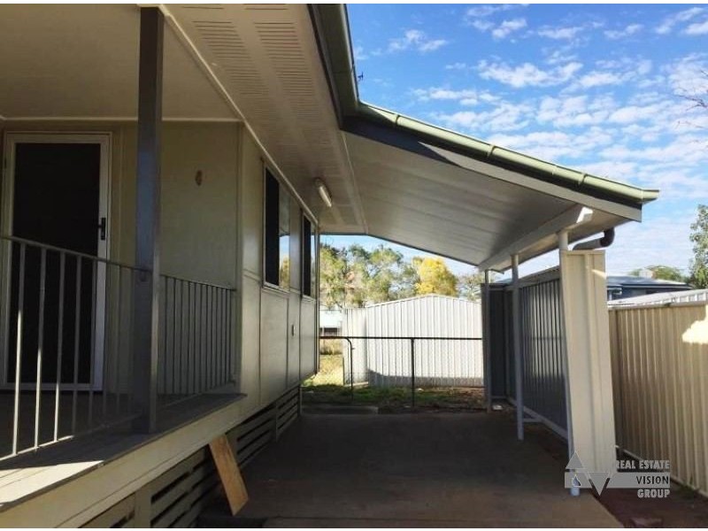 40 Myall St, Blackwater QLD 4717