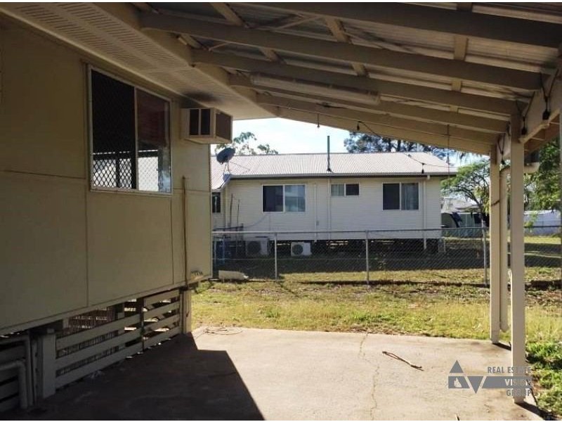 40 Myall St, Blackwater QLD 4717