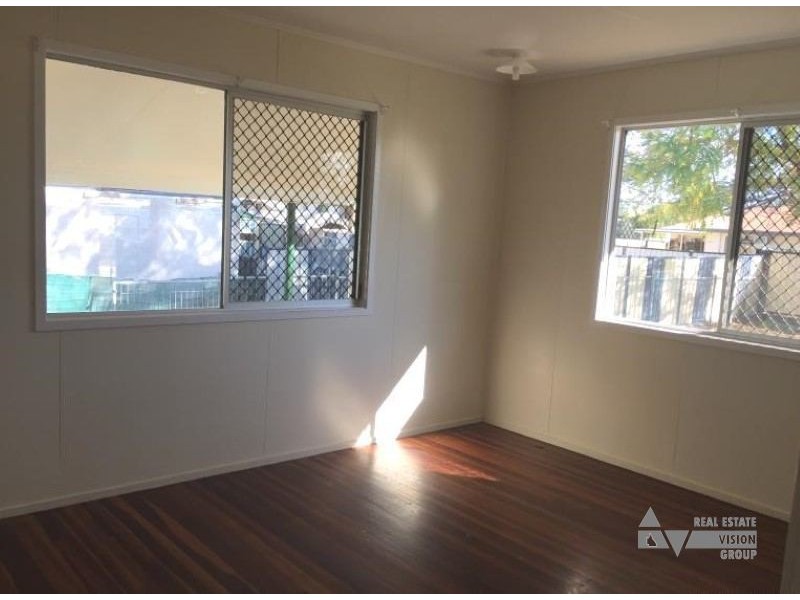 10 Eucalyptus St, Blackwater QLD 4717