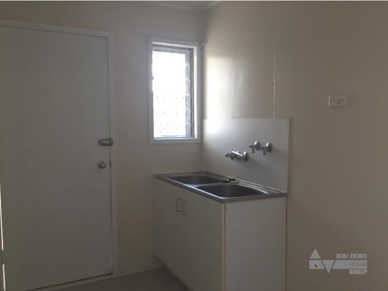 10 Eucalyptus St, Blackwater QLD 4717