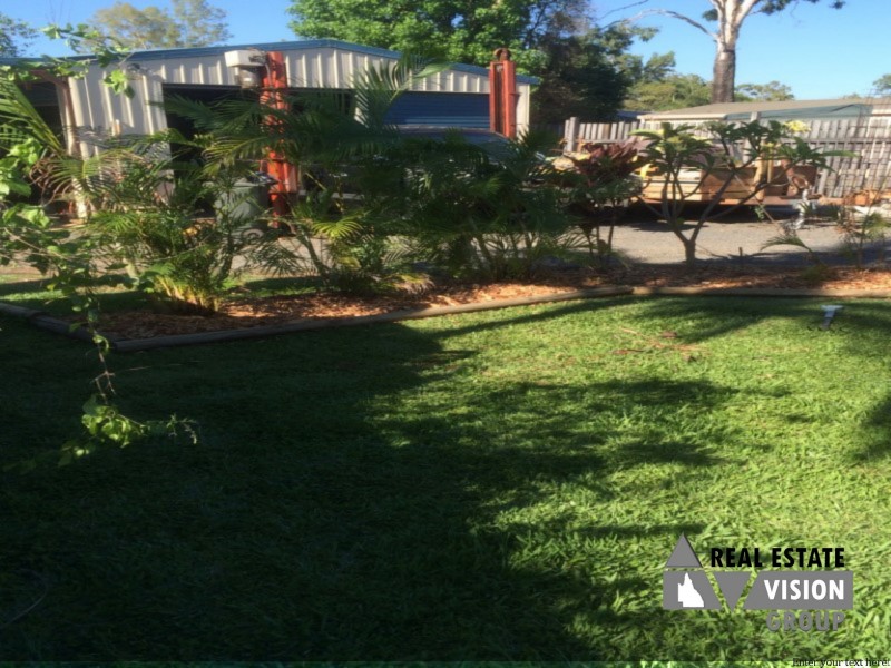 16 Main St, Bluff QLD 4702