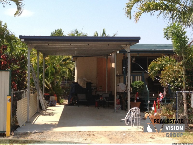 16 Main St, Bluff QLD 4702