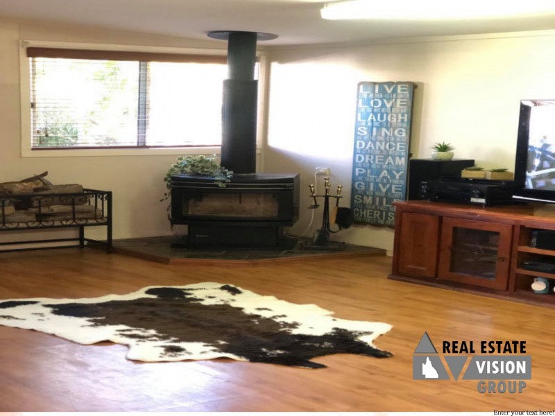 16 Main St, Bluff QLD 4702