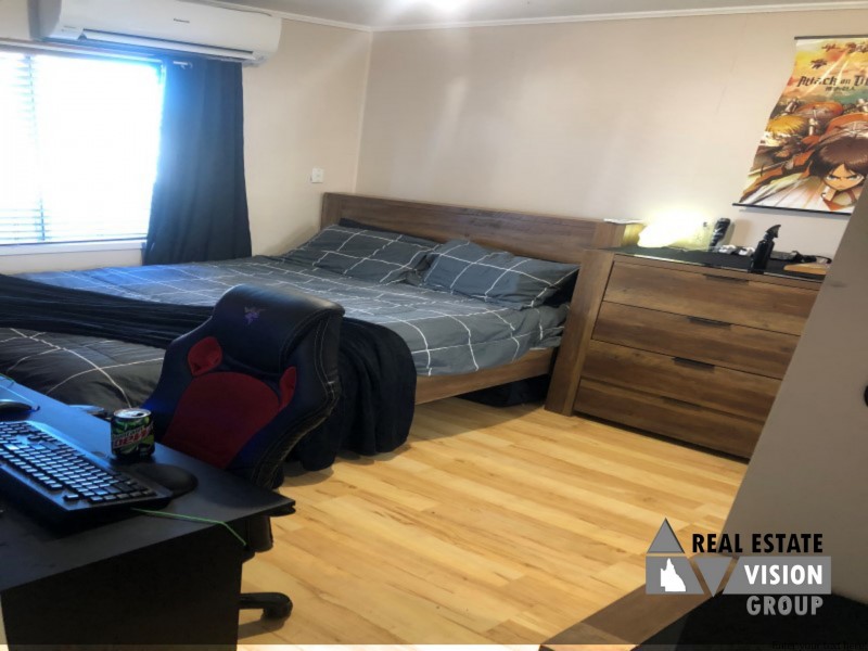 16 Main St, Bluff QLD 4702