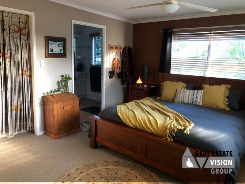 16 Main St, Bluff QLD 4702