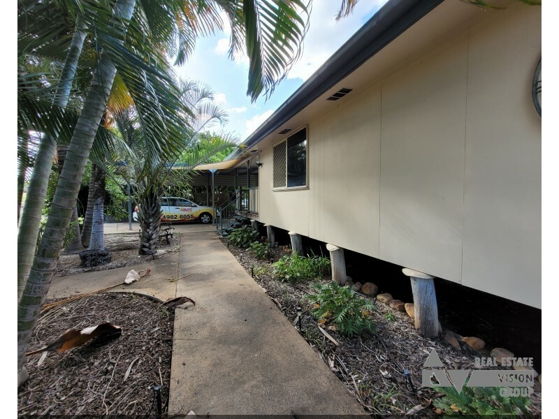 16 Main St, Bluff QLD 4702