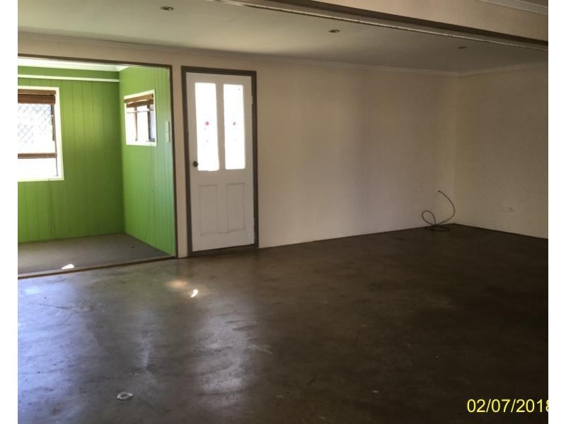 9 Birt St, Blackwater QLD 4717