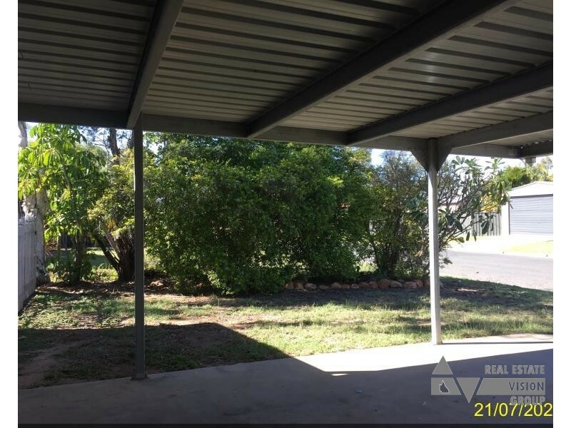 66 Stower St, Blackwater QLD 4717