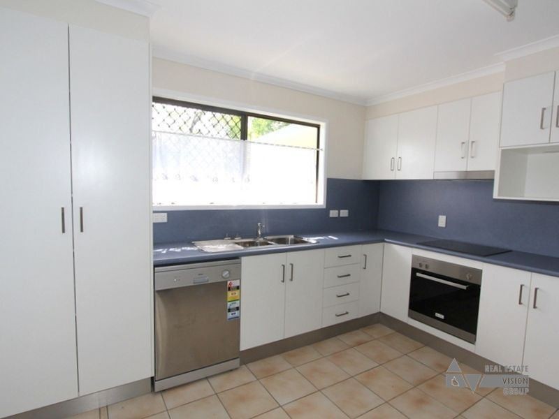 Unit 1/45 Baker St, Emerald QLD 4720