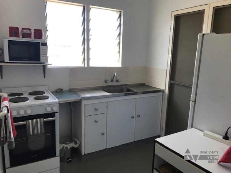 28 Old Crossing Rd, Sapphire, The Gemfields QLD 4702