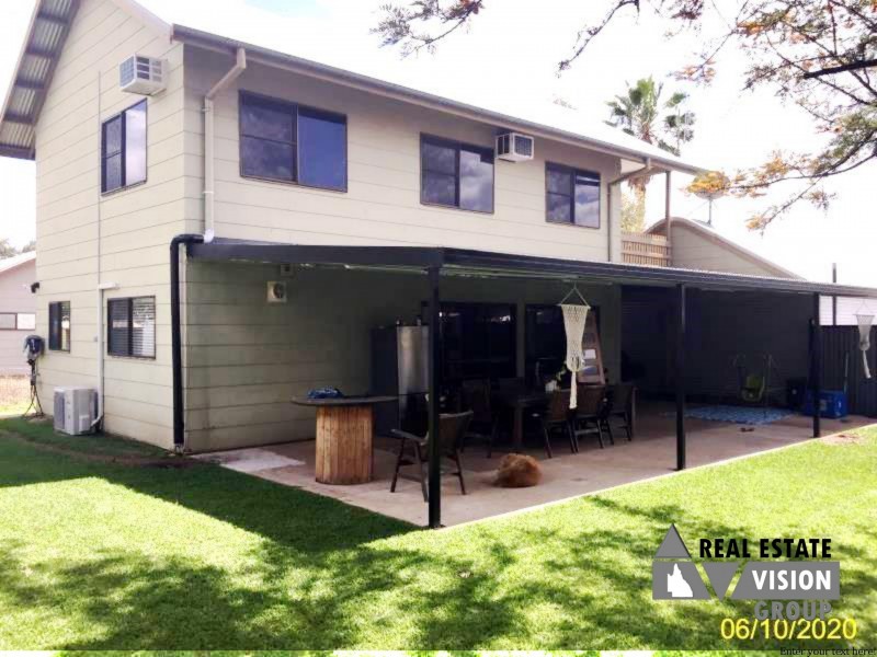 9 Walsh Ave, Blackwater QLD 4717