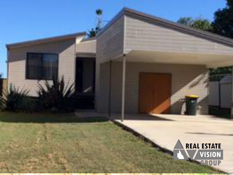 65 Stower Street, Blackwater QLD 4717