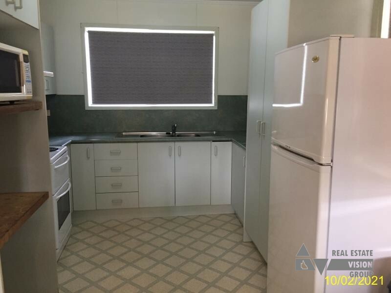 36 Wattle St, Blackwater QLD 4717