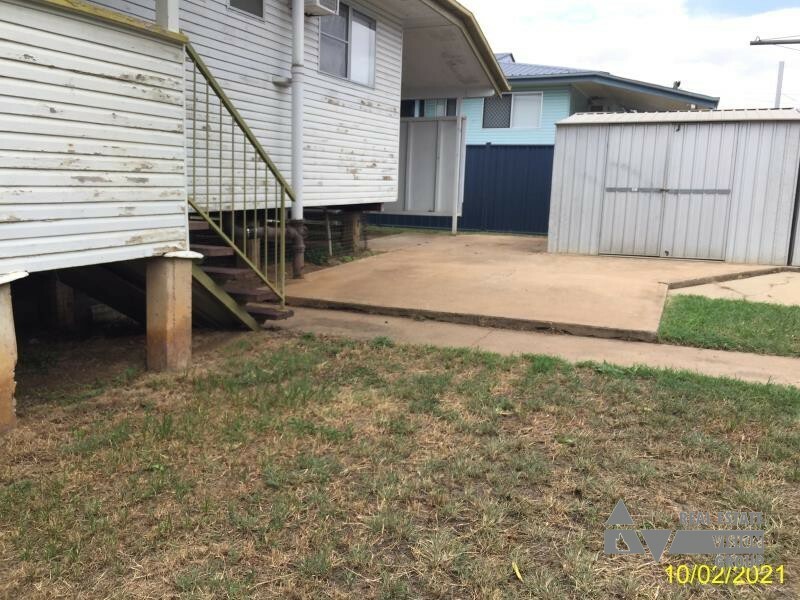 36 Wattle St, Blackwater QLD 4717