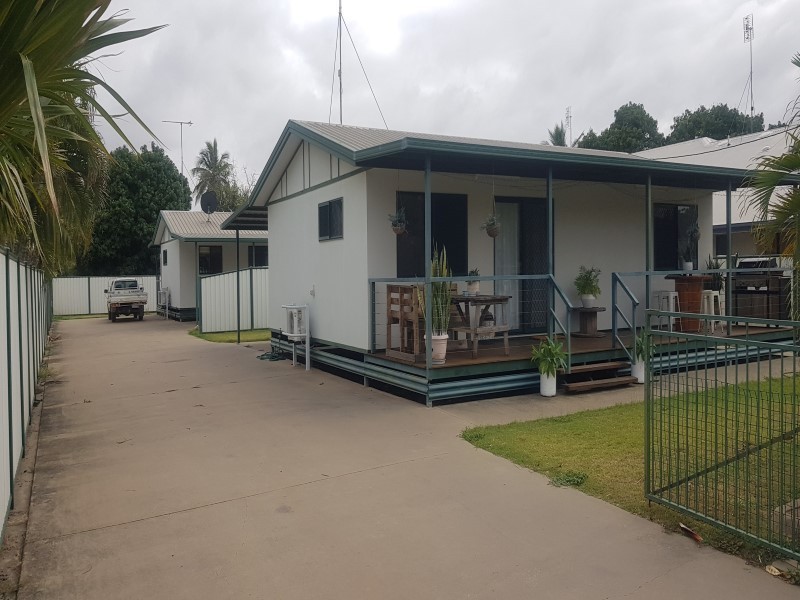 8 Main St, Bluff QLD 4702