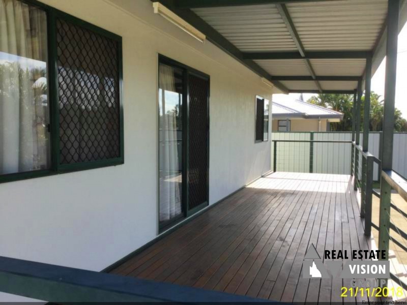 8 Main St, Bluff QLD 4702