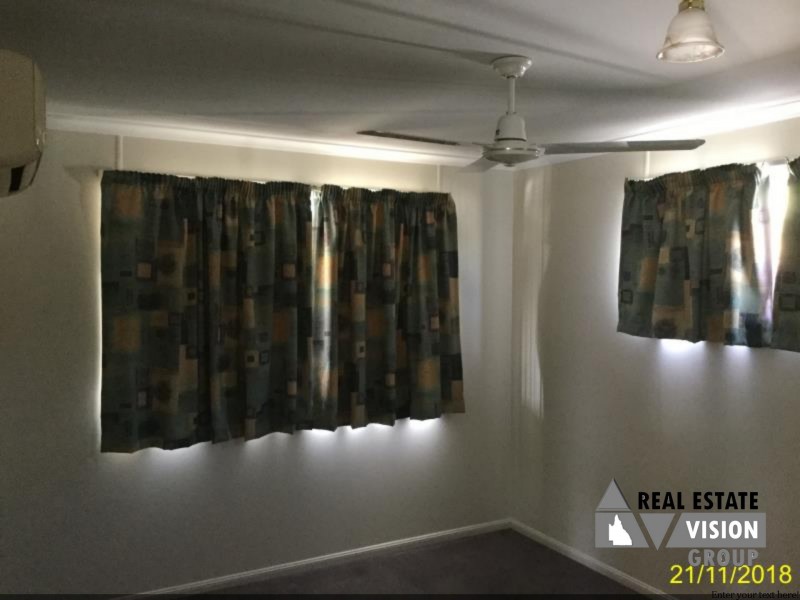 8 Main St, Bluff QLD 4702